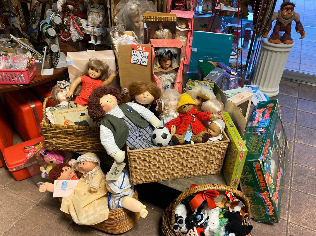 Hillsboro Antique Mall-庞帕诺比奇必去景点