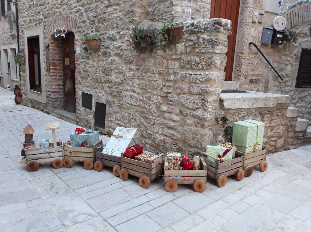 Castello di San Terenziano-San Terenziano必去景点