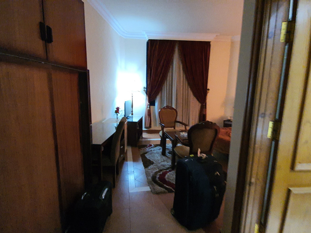 Green Desert Hotel主图