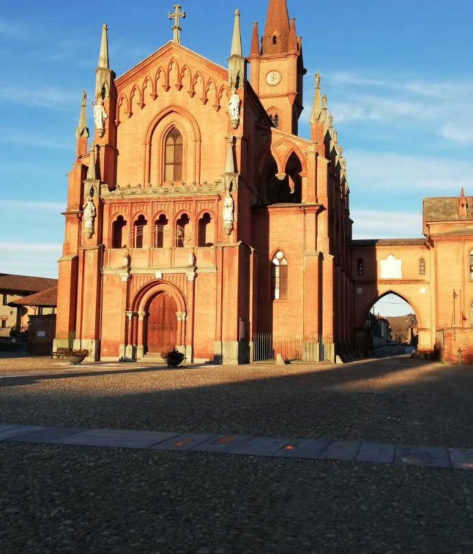 Chiesa di San Vittore Martire-Pollenzo必去景点