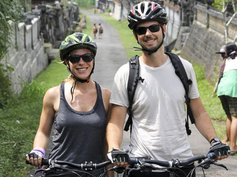 Befreetour Indonesia-登巴萨必去景点