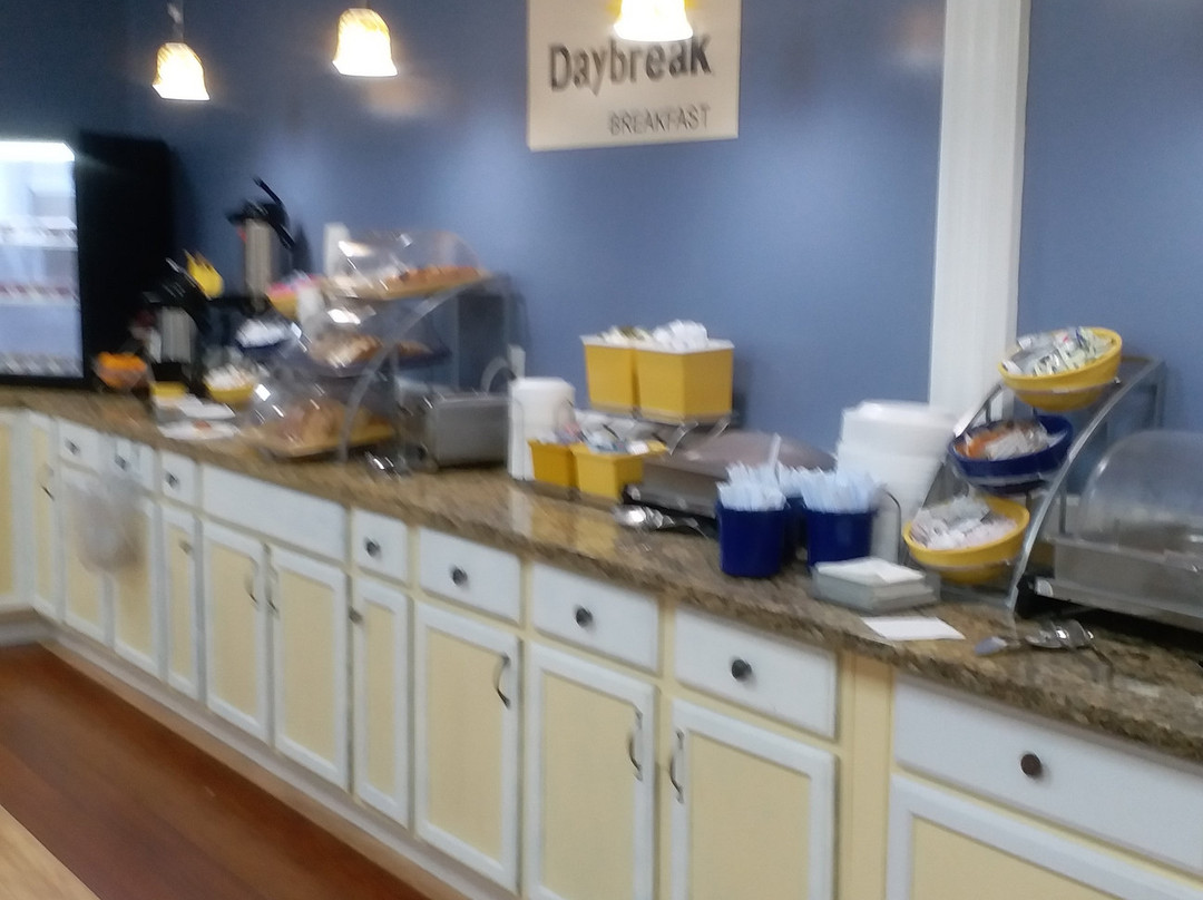 Days Inn by Wyndham Madison主图