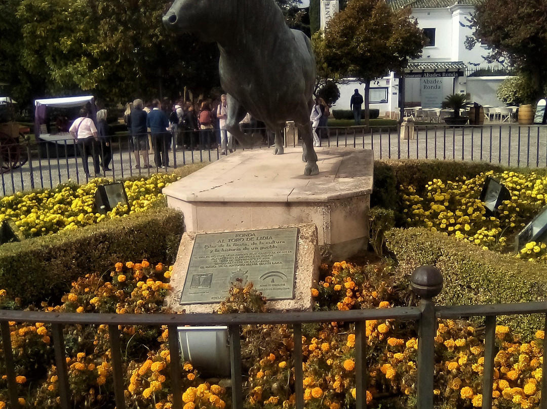 Monumento al Toro景点图片