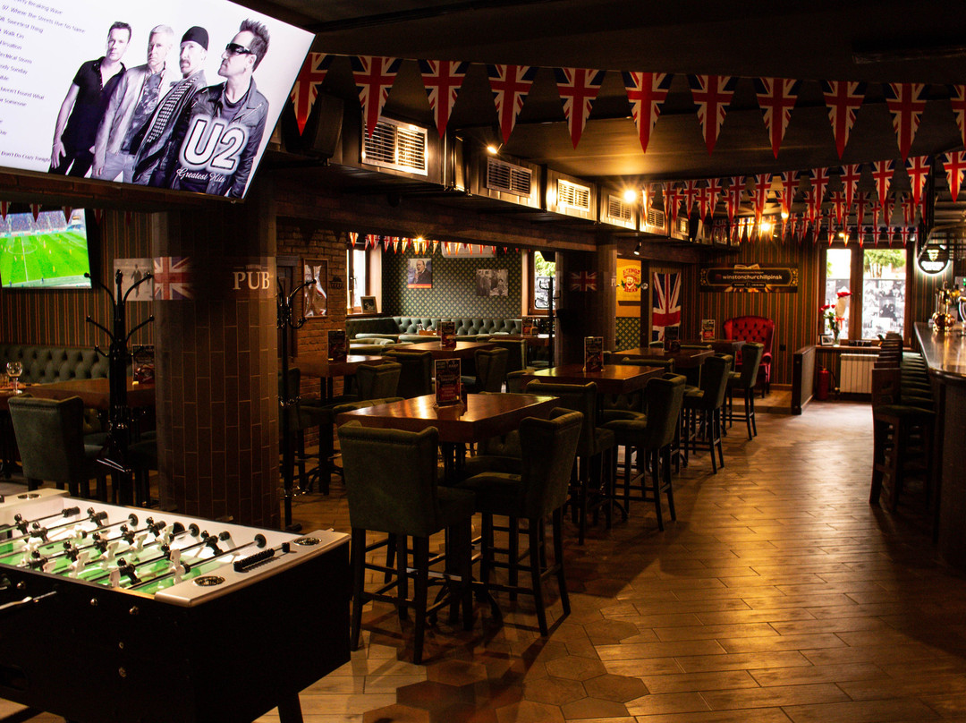 Lyubeshiv餐馆和美食-Winston Churchill Pub