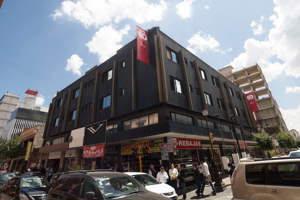 Capital O 127 Hotel Rex-官方