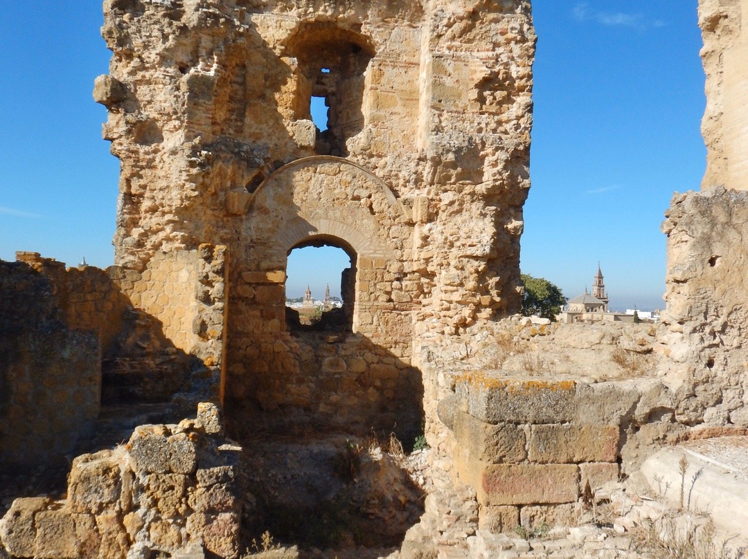Alcazar de Arriba (Upper Fortress)-卡莫纳必去景点