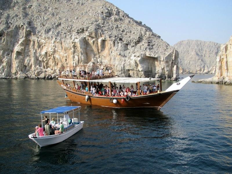 Khasab Musandam Dhow Cruise & Camping-海塞卜必去景点