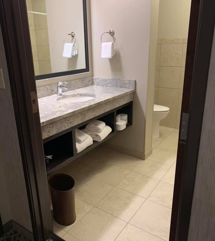 Drury Inn & Suites Pittsburgh Airport Settlers Ridge主图