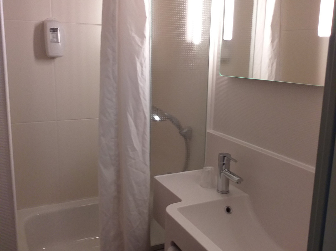 B&B HOTEL Creil Chantilly主图