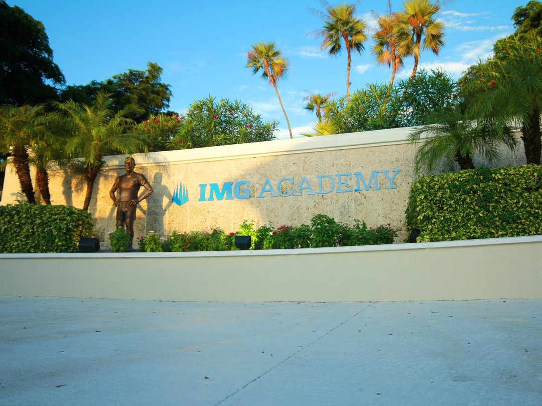 尼克・波利泰里网球学校-布雷登顿必去景点