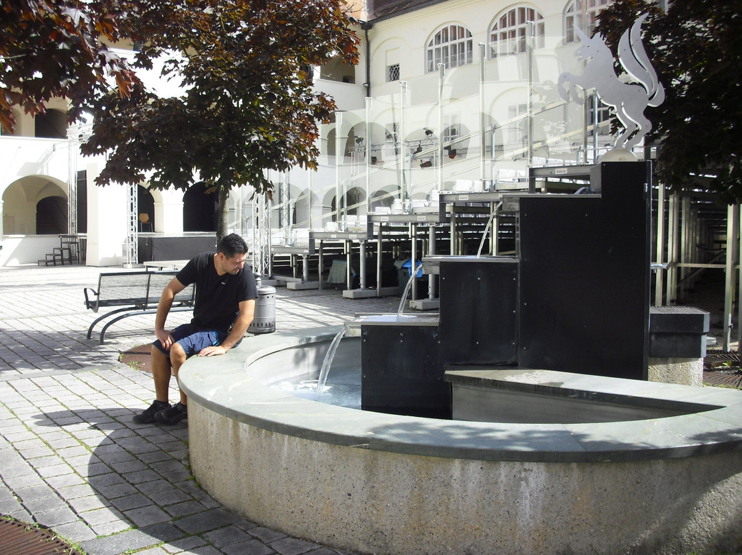 Wehrstift Eberndorf-伊本城必去景点