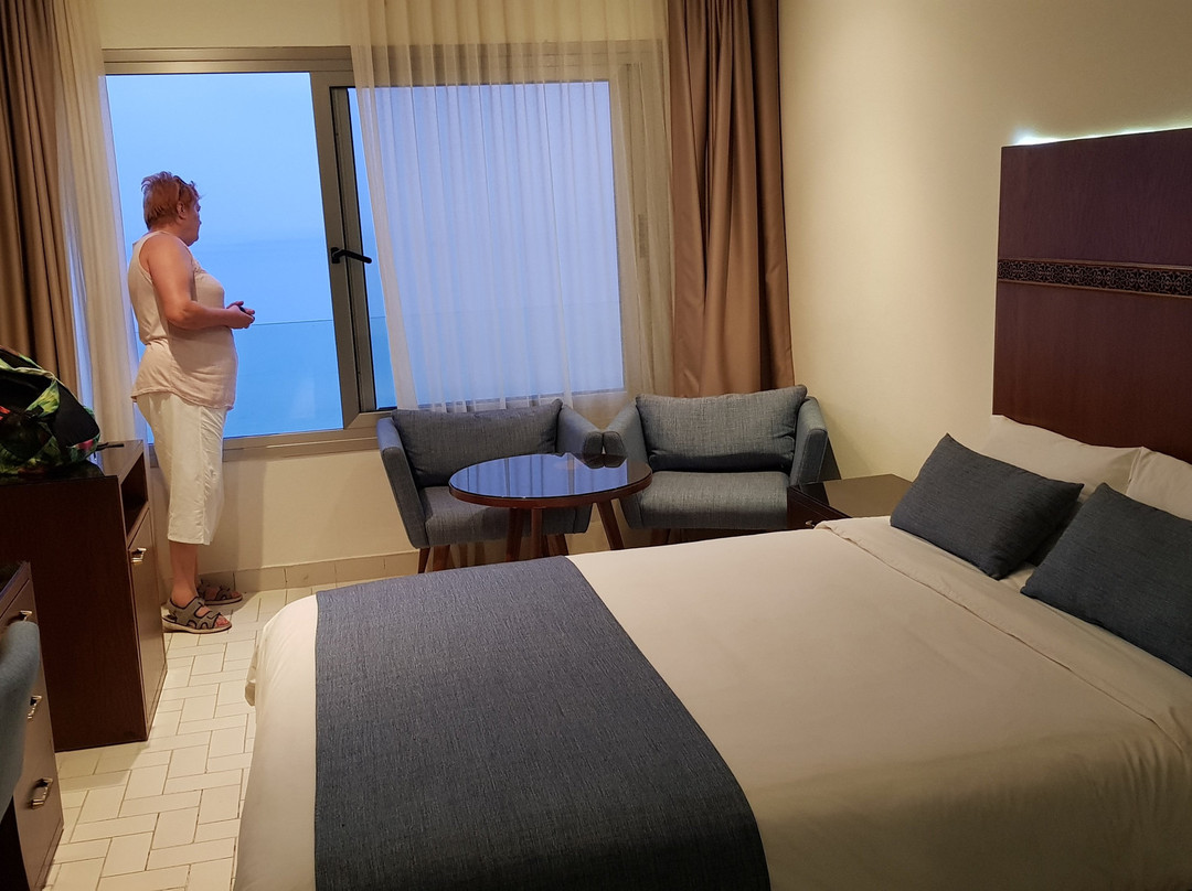 Hotel Golden Beach主图