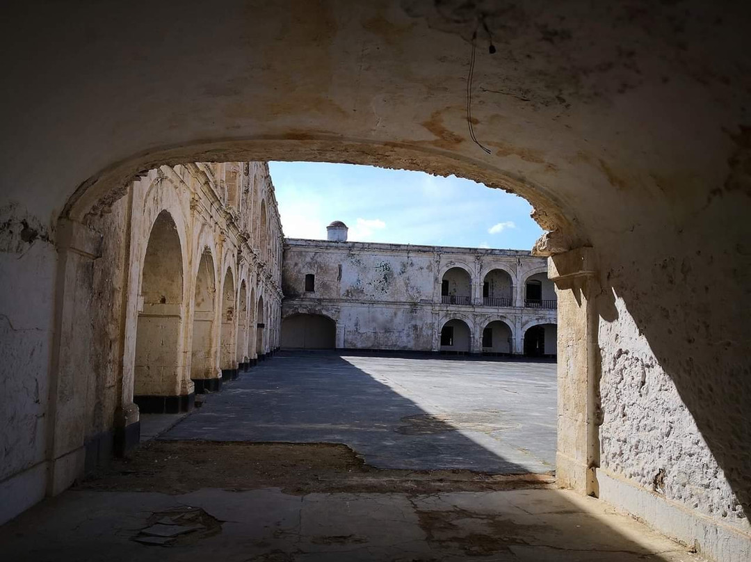 Fortaleza de San Carlos景点图片