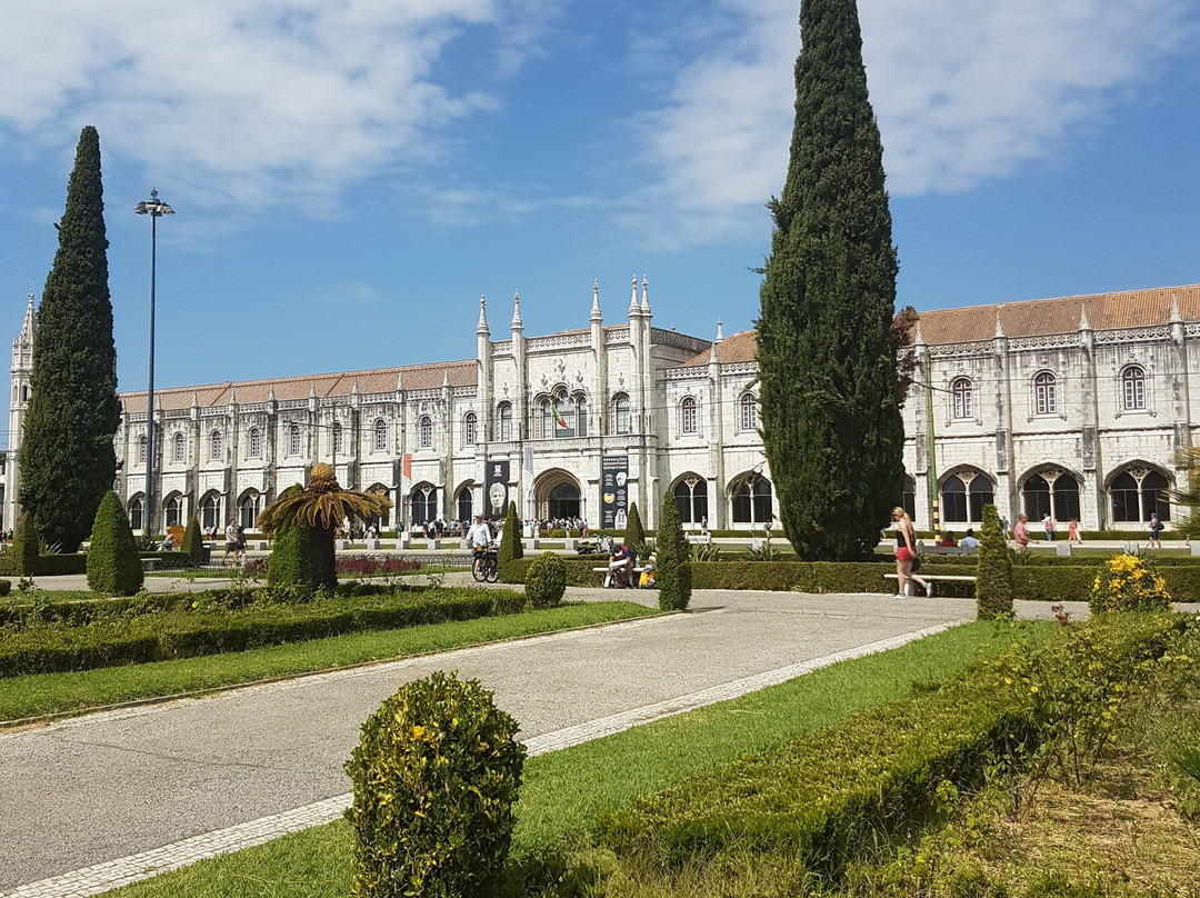 Avenida Tours Portugal - Tourguides Portugal-里斯本必去景点