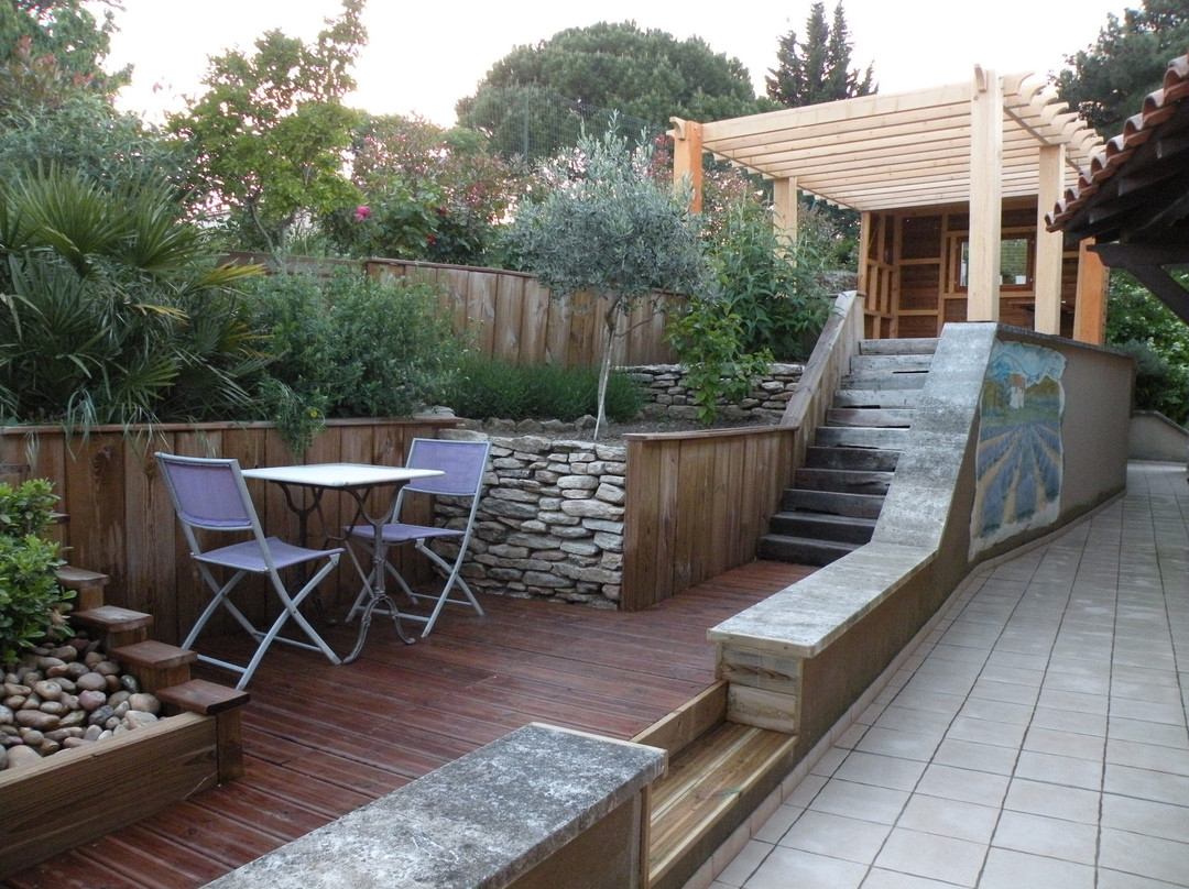 Morieres-les-Avignon酒店住宿-Domaine les Gendalis