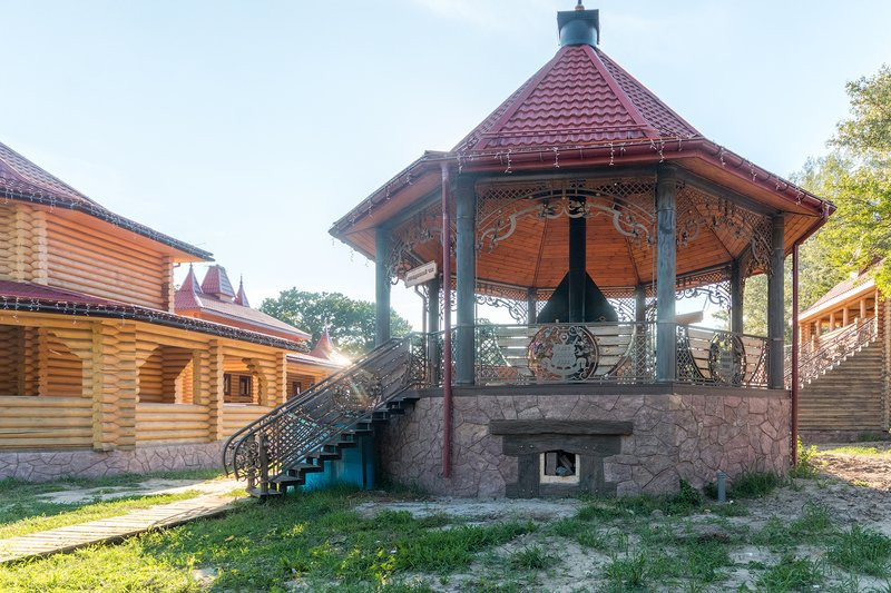 Fort Pirnov Park Baths-Pirnove必去景点