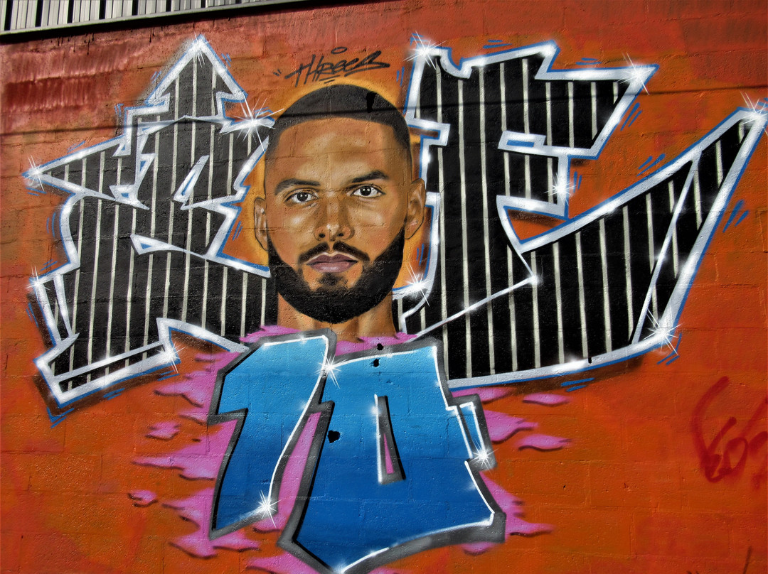 Fresque "Frenchies got Game"-欧贝维利耶必去景点
