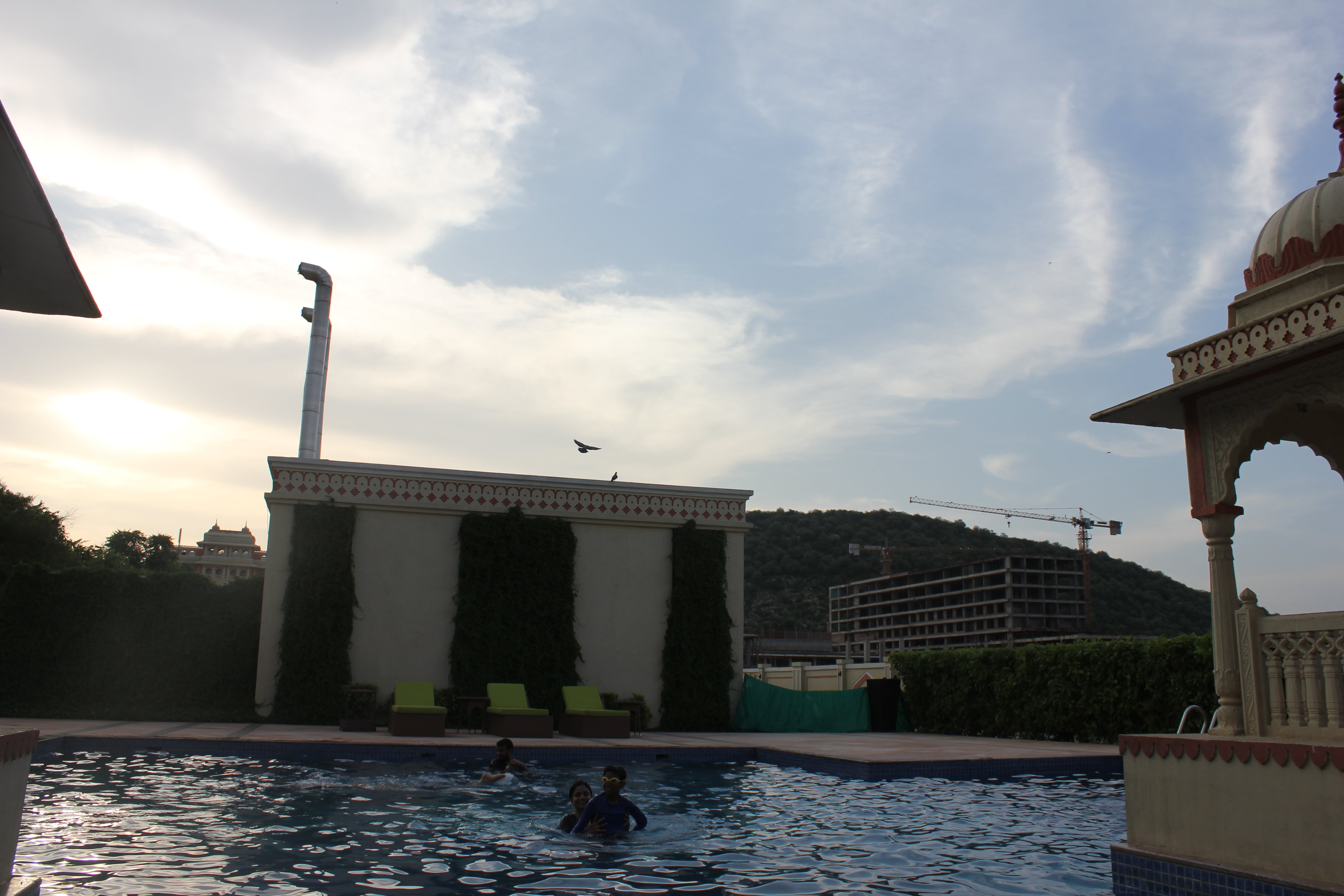 Indana Palace Jaipur-泳池