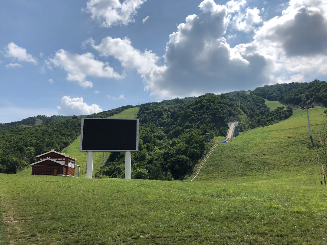 Masik Pass Ski Resort主图