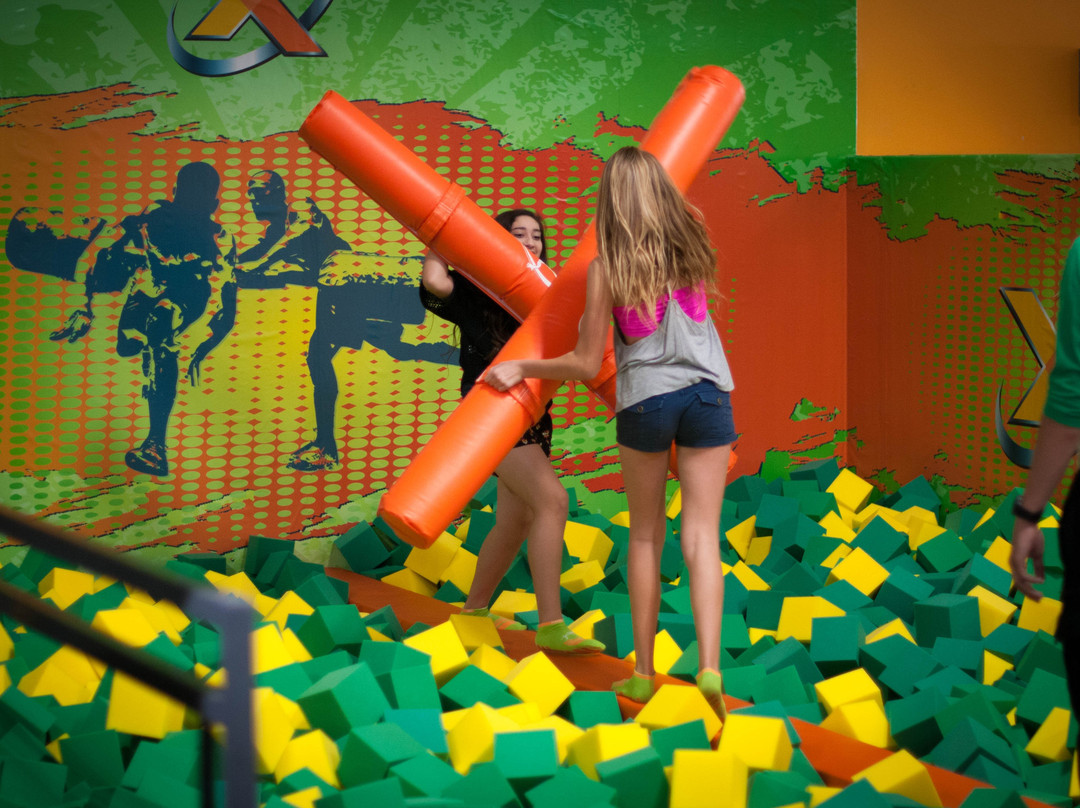 Rockin' Jump - The Ultimate Trampoline Park-特兰伯尔必去景点