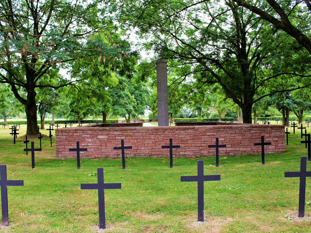 Steenwerck German military cemetery景点图片
