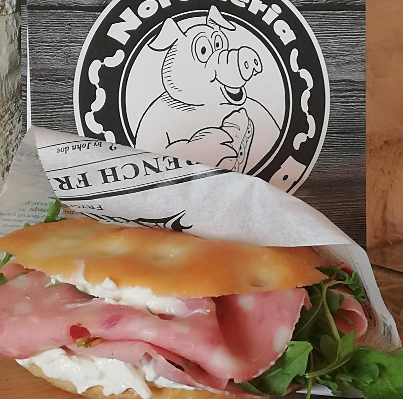 Norcineria Coccia景点图片
