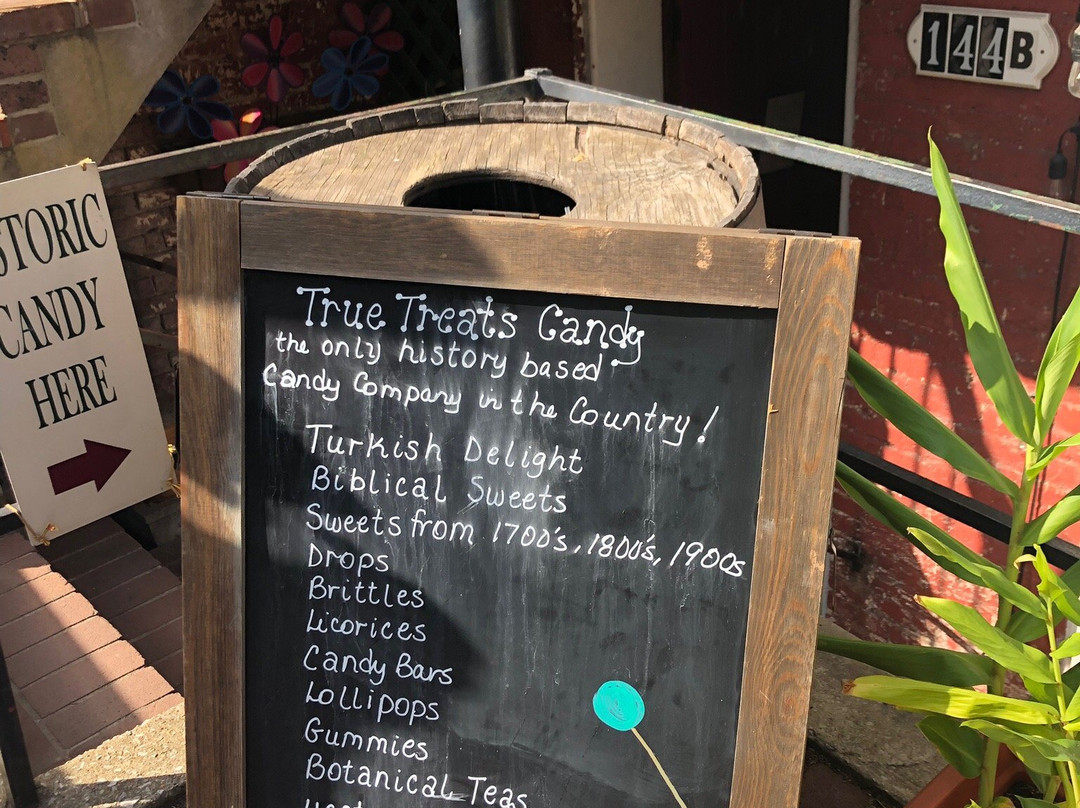 True Treats Historic Candy-哈泊斯费里必去景点
