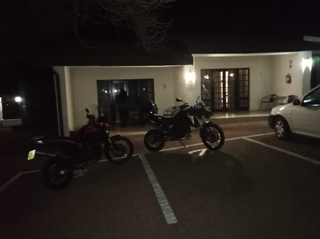 The Hut Bed and Breakfast主图