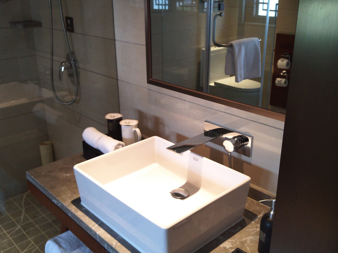 南京夜泊秦淮君亭酒店大戏院店主图