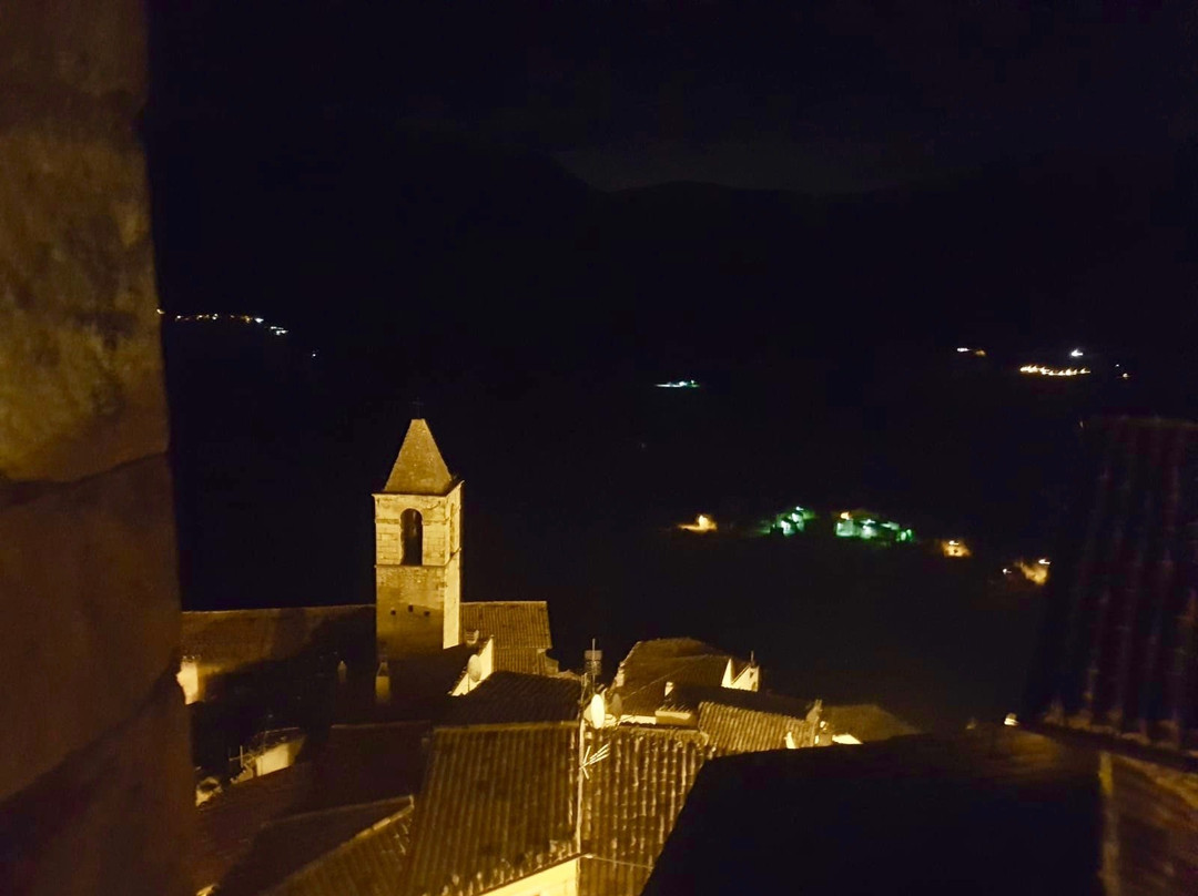Castello Piccolomini di Capestrano景点图片