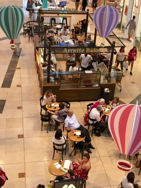 Shivat Hakohavim Mall-荷兹利亚必去景点