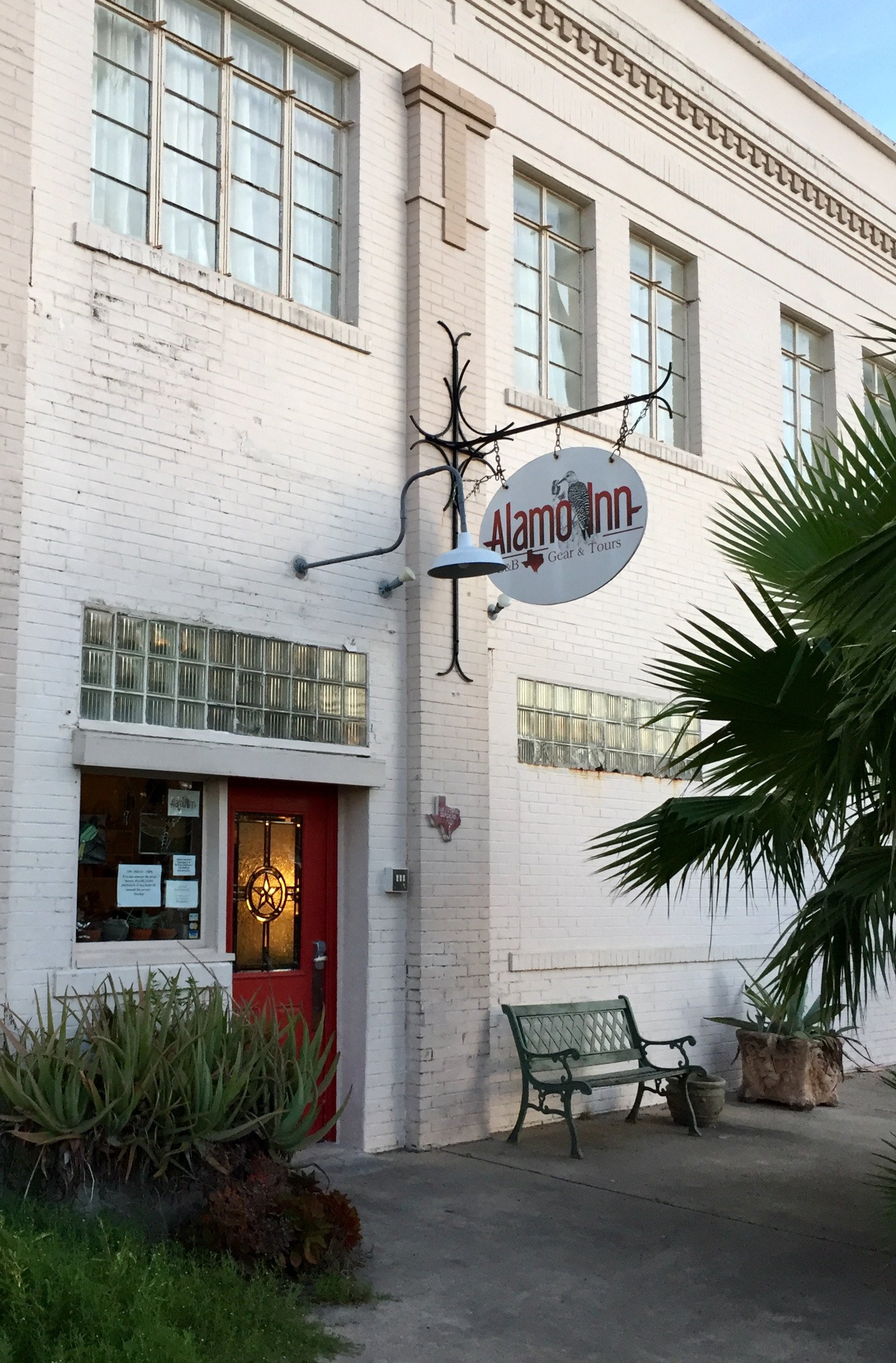 Alamo Inn B&B, Gear & Tours-浴室