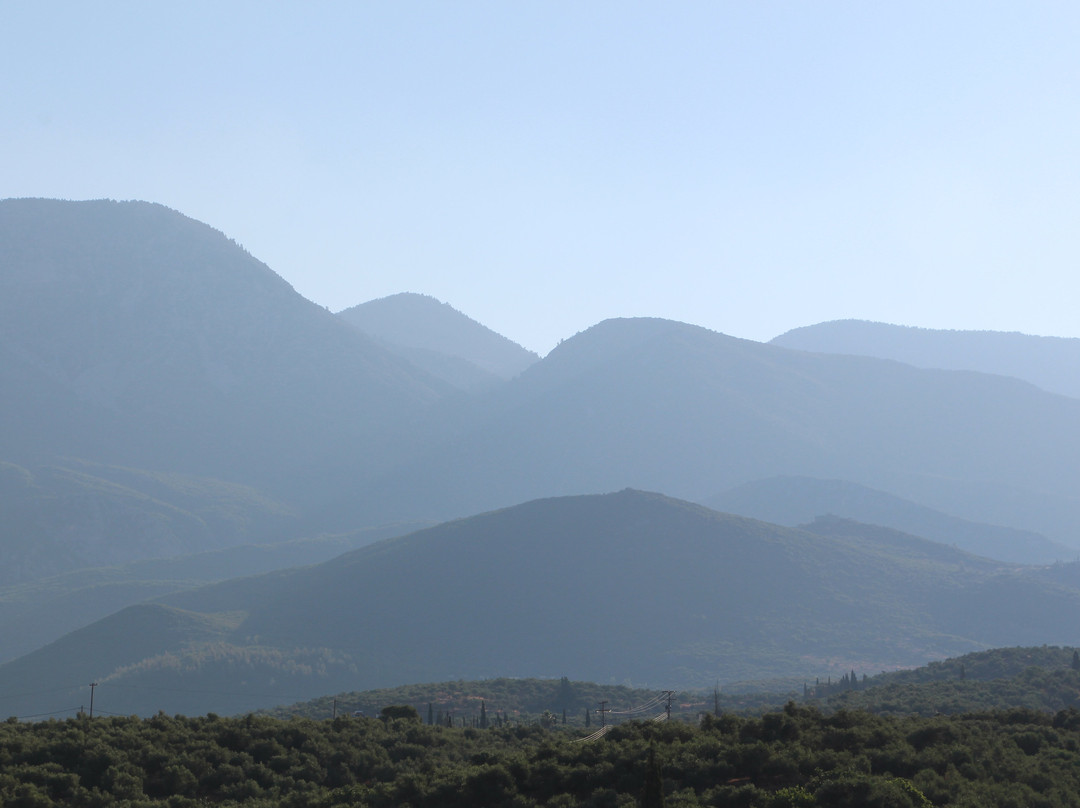 Apollon Apartments主图