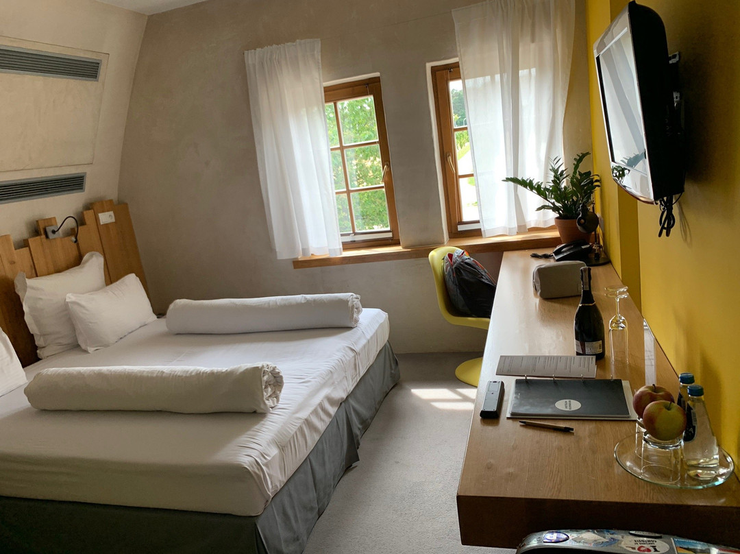 HOT_elarnia Hotel & Spa主图