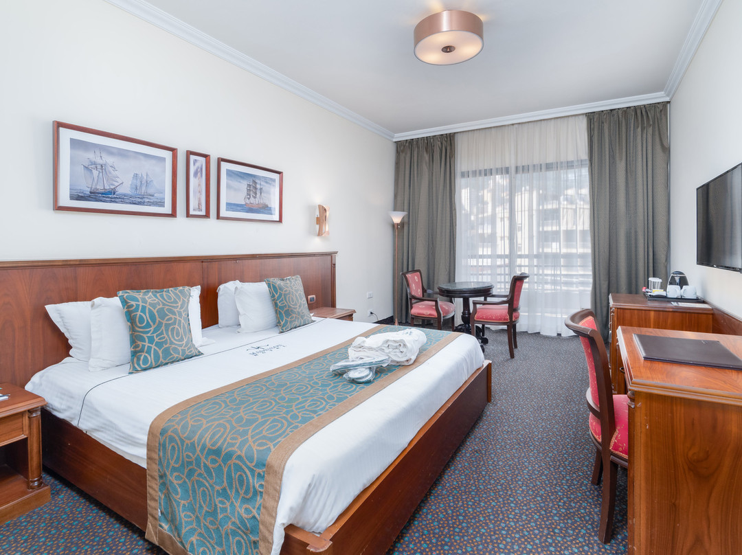 Madisson Hotel主图