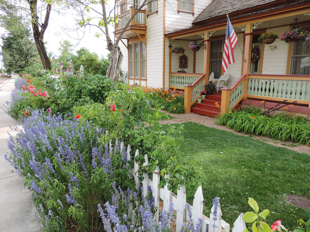 Purple Sage Inn主图