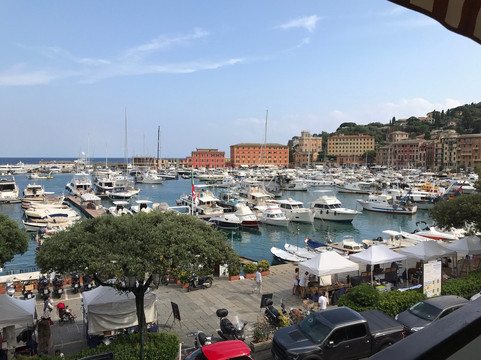 贝斯特韦斯特劳林酒店主图