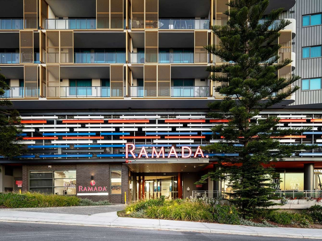 Ramada by Wyndham VetroBlu Scarborough Beach主图