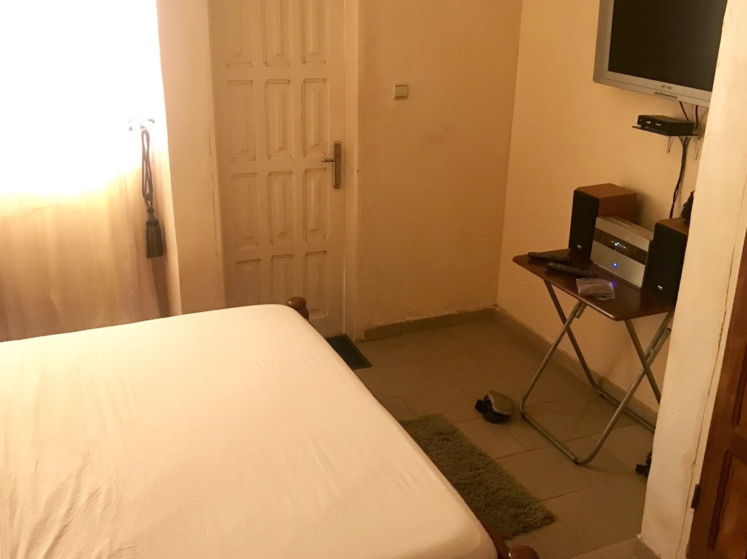 Aseko酒店住宿-Tour Eiffel Hotel Benin