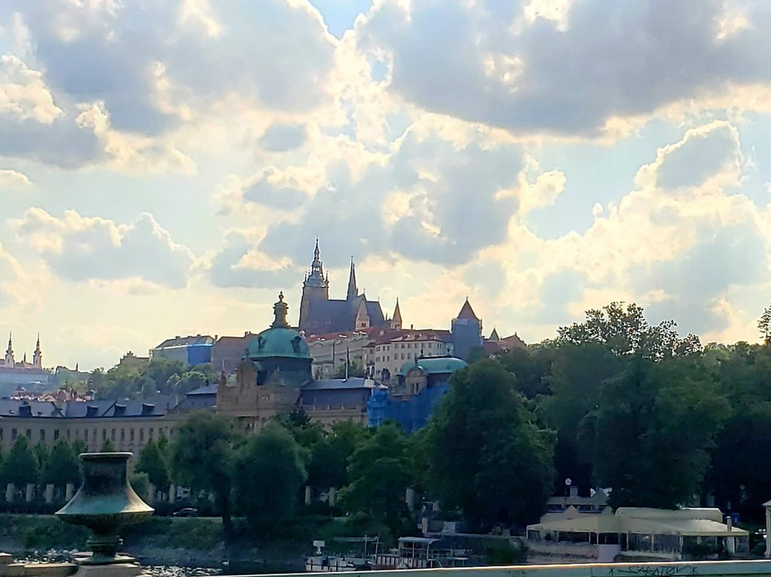 Prague Bus Tours-布拉格必去景点