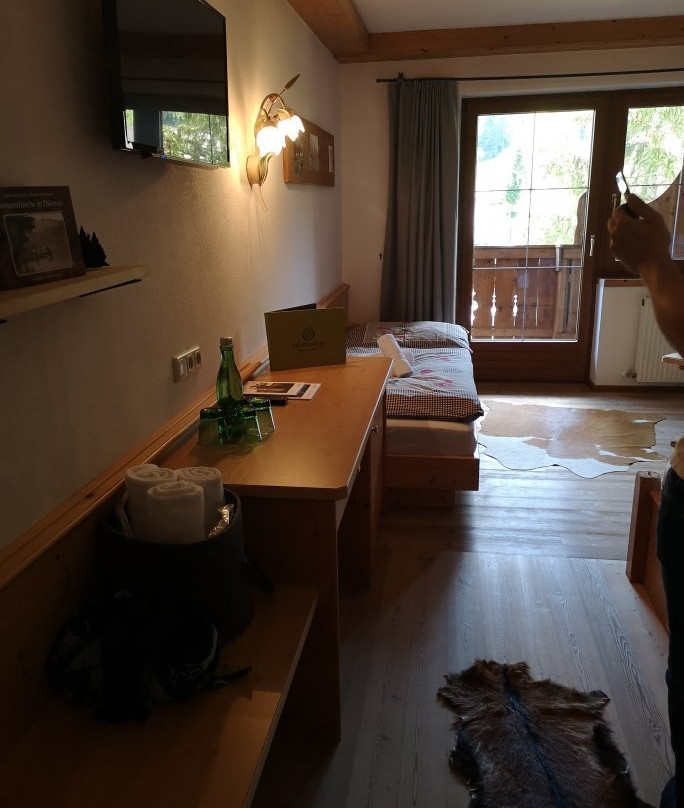 安德里酒店主图