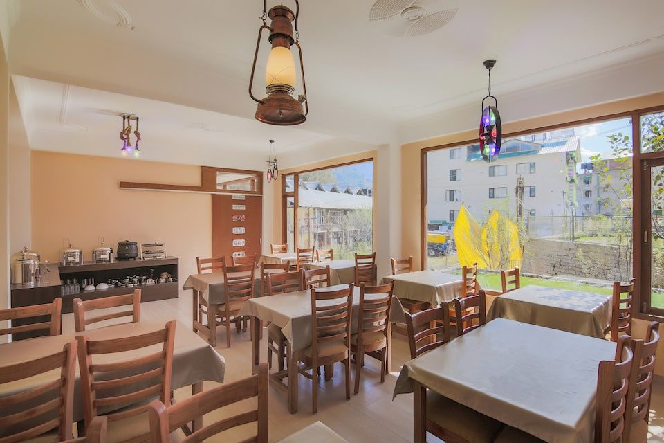 Capital O 17003 The Spruce Mansion主图