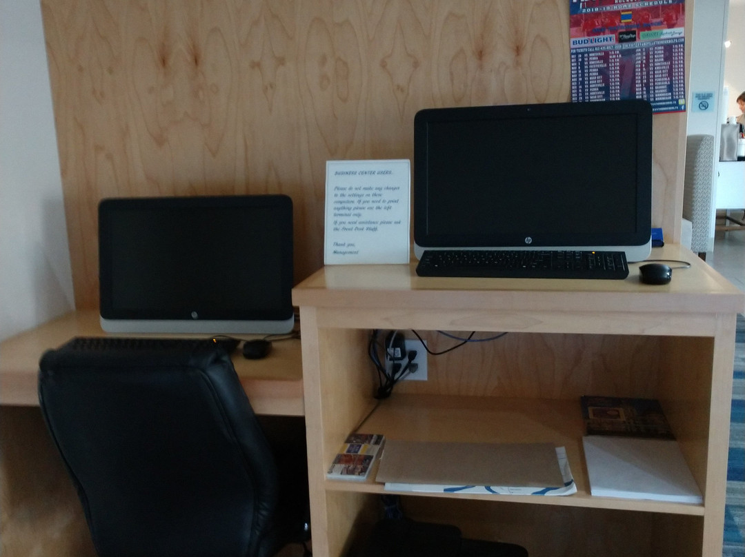 Holiday Inn Express & Suites Evansville North By IHG主图