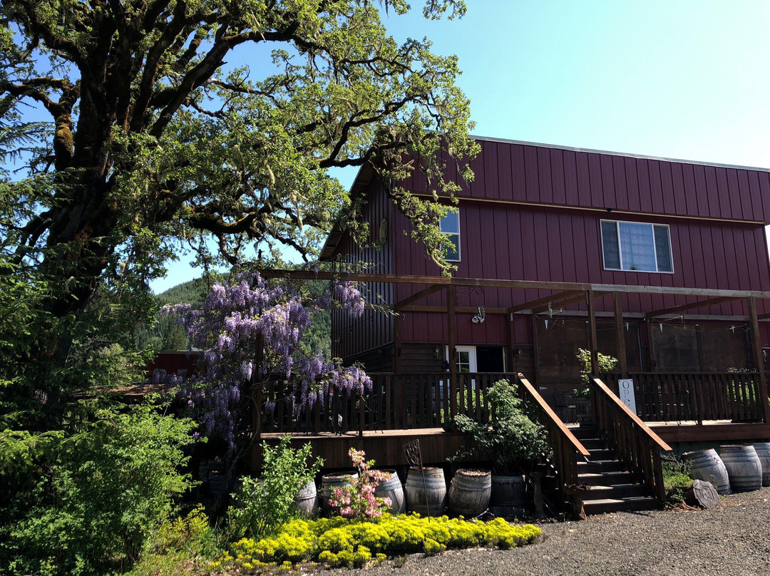 Harris Bridge Vineyard-Philomath必去景点