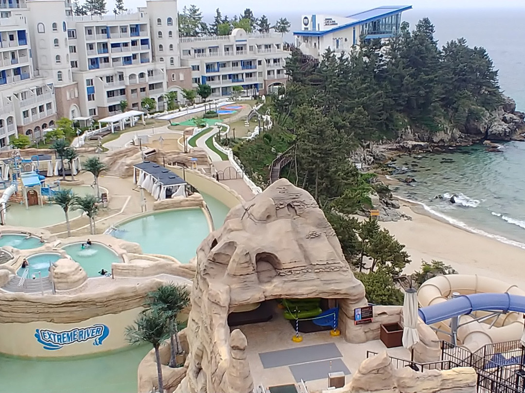 Daemyung Sol Beach Samcheok主图