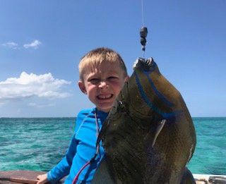 Fish & Cruise Cayman景点图片