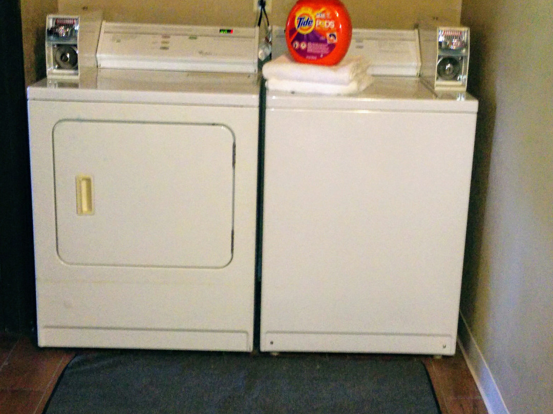 Super 8 by Wyndham Chisago City主图