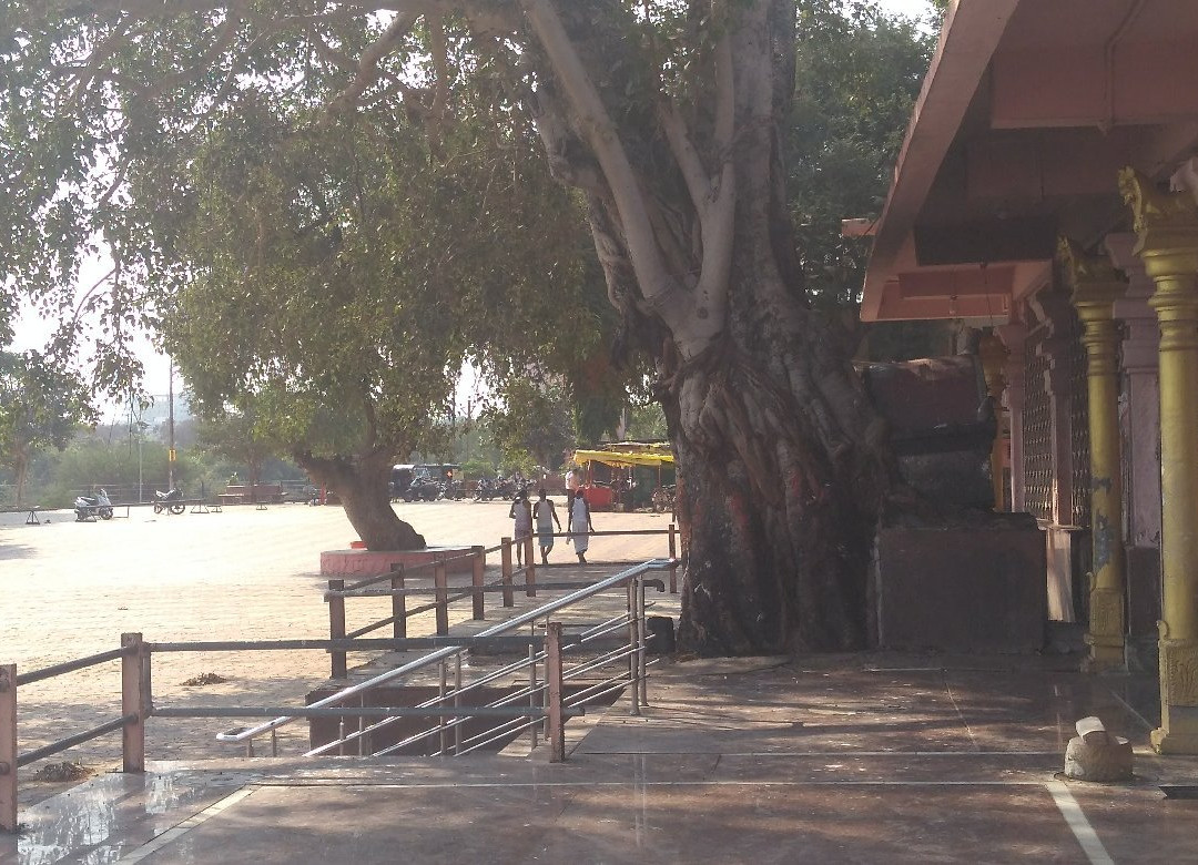 Kaleshwar Temple景点图片