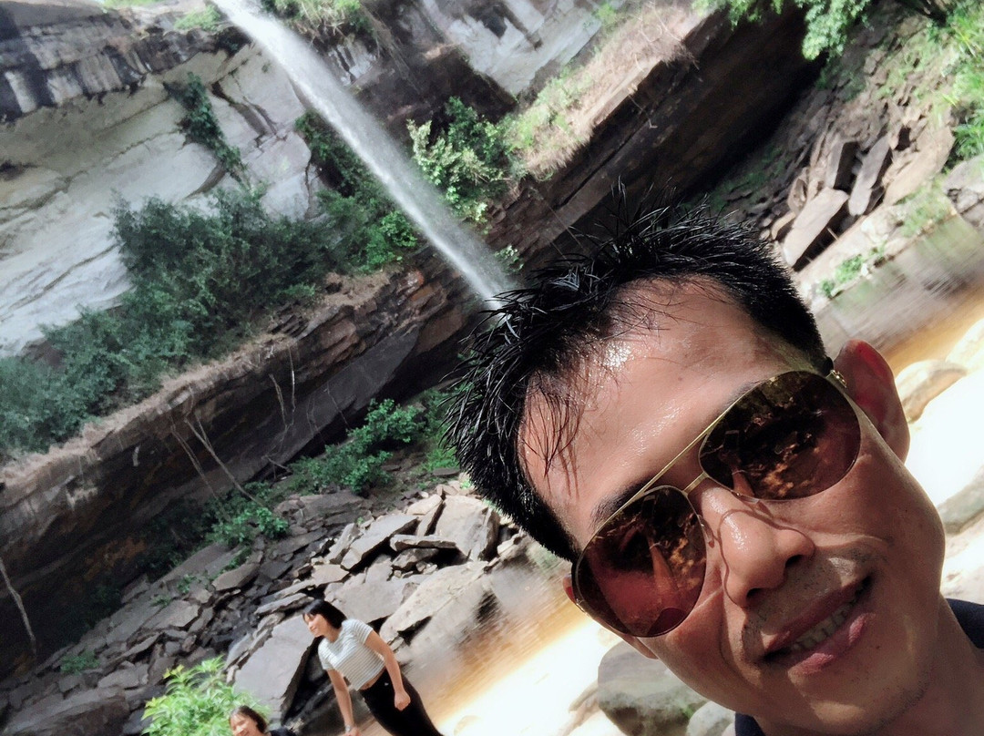 Huai Luang Waterfall-那乍雷必去景点