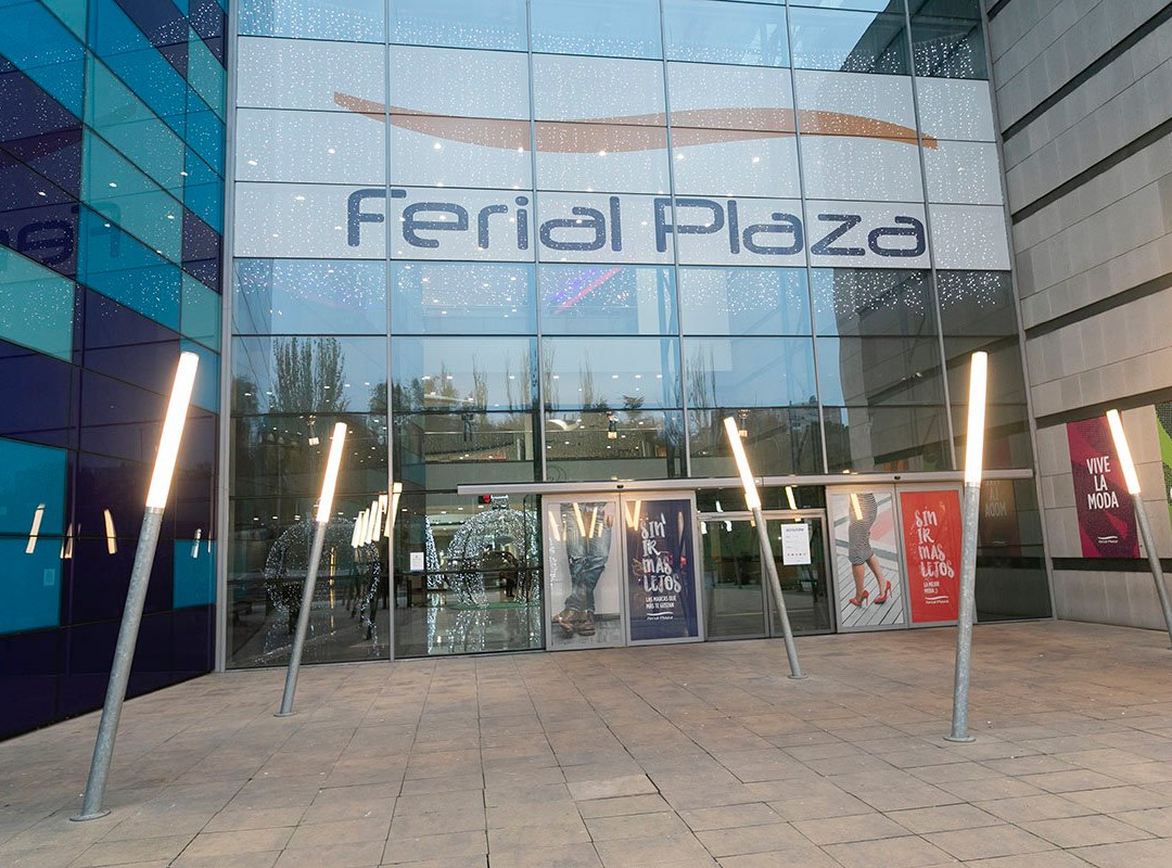 Centro Comercial Ferial Plaza景点图片